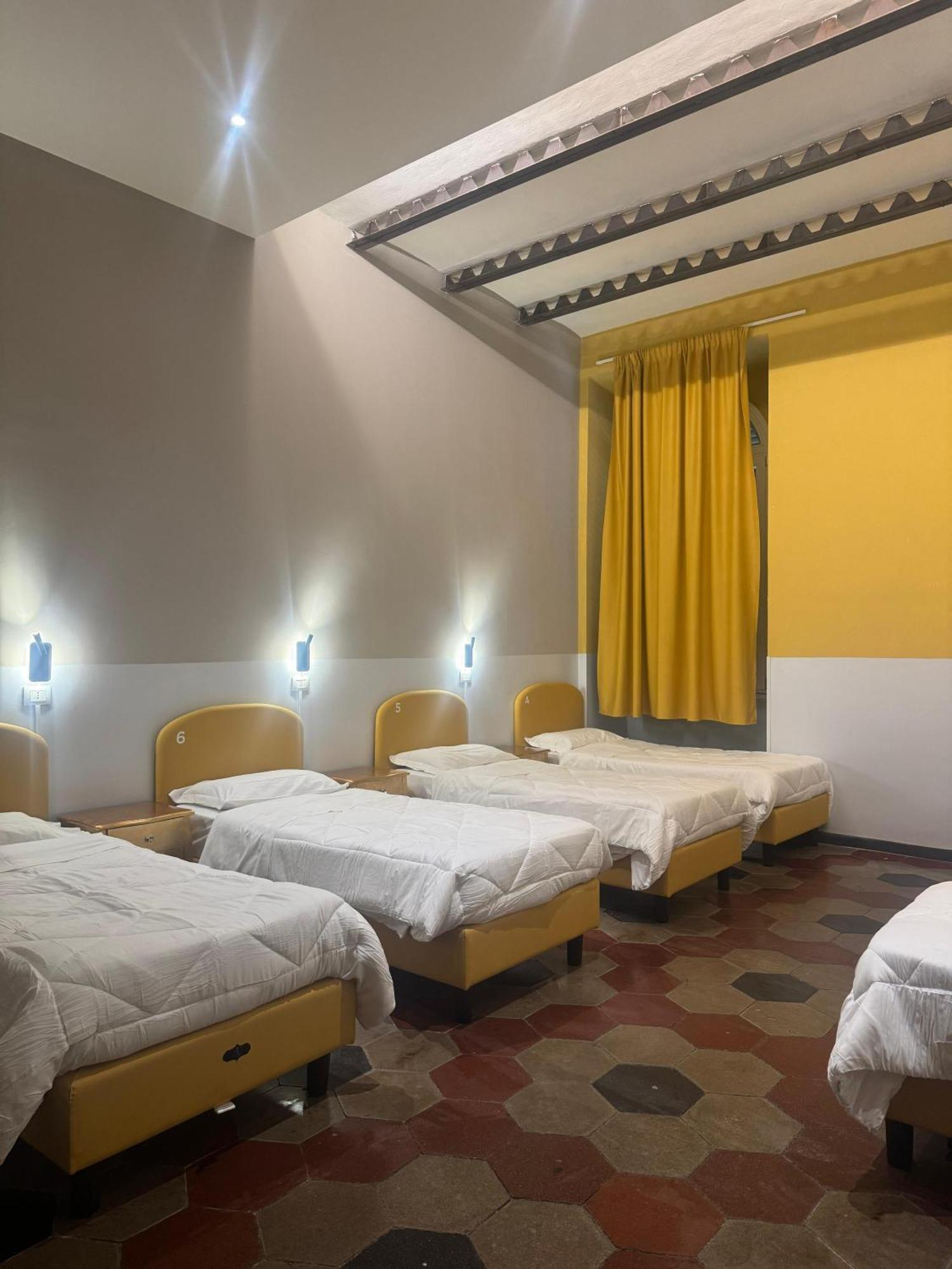Borgo Ripa Urban Travel Hostel Rome Exterior photo