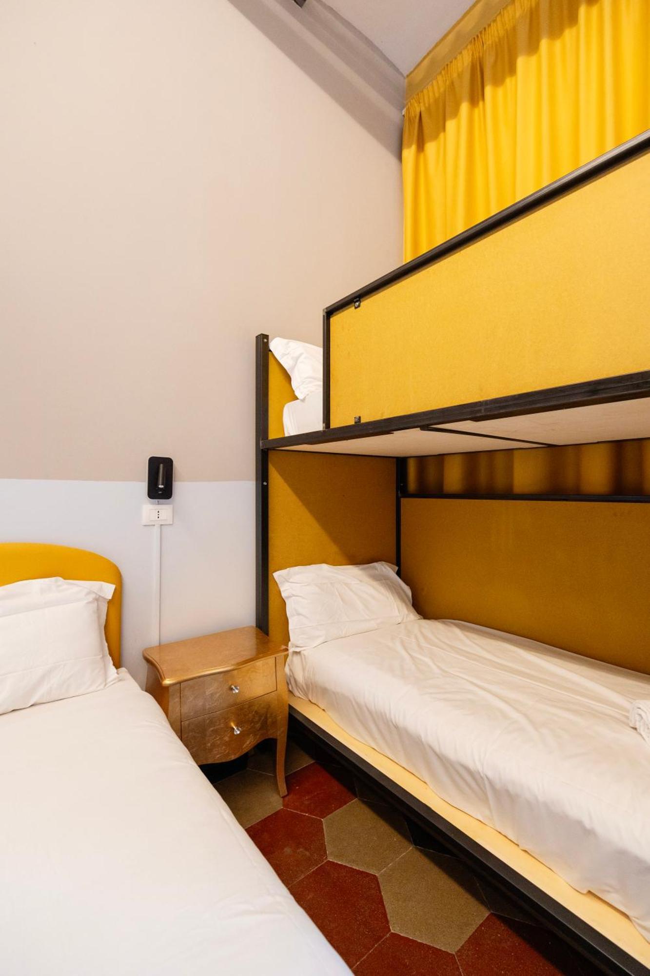 Borgo Ripa Urban Travel Hostel Rome Exterior photo